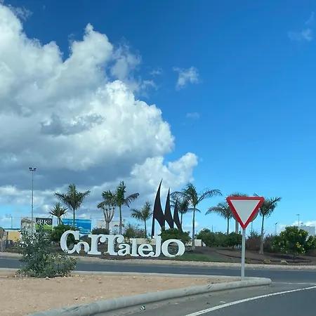 Semicorchea Corralejo Center Irent Fuerteventura